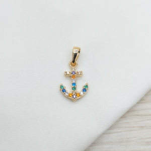 DIJE DE ANCLA CON MICROCIRCONES DE COLORES