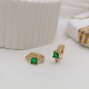 CANDONGA CON CIRCÓN VERDE Y MICROCIRCONES BLANCOS